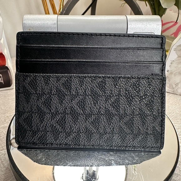 Michael Kors Black and Pink Card Holder - Picture 2 of 4
